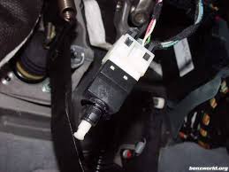 See U246D repair manual